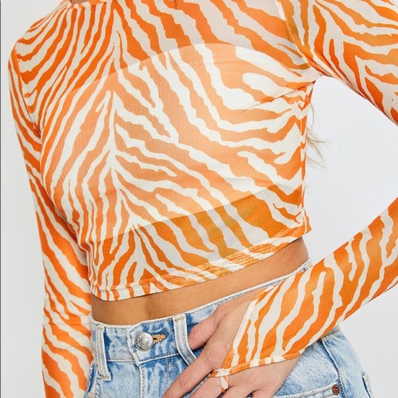 Zebra print mesh top - Picture 2 of 3